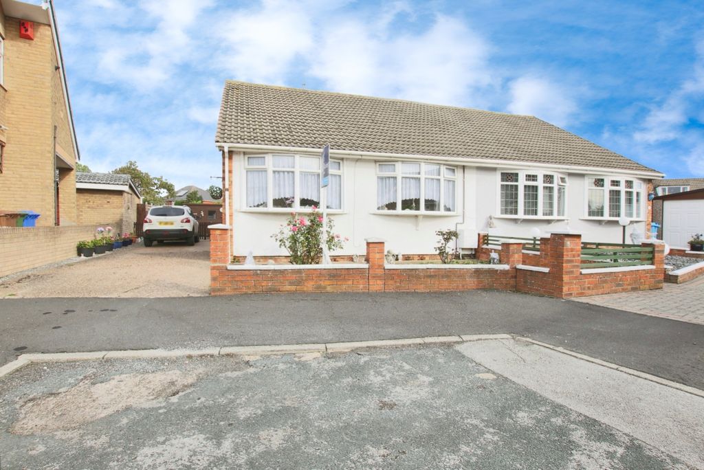 Property photo 1 of 10 4583772