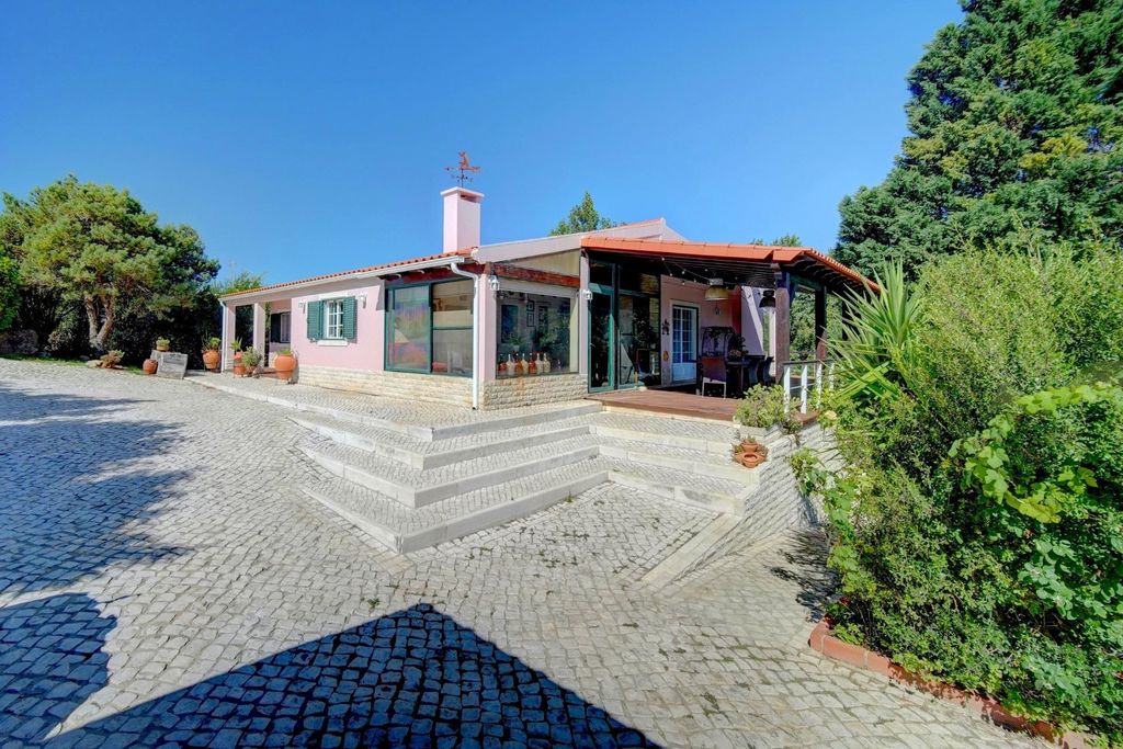 Property photo 2 of 35