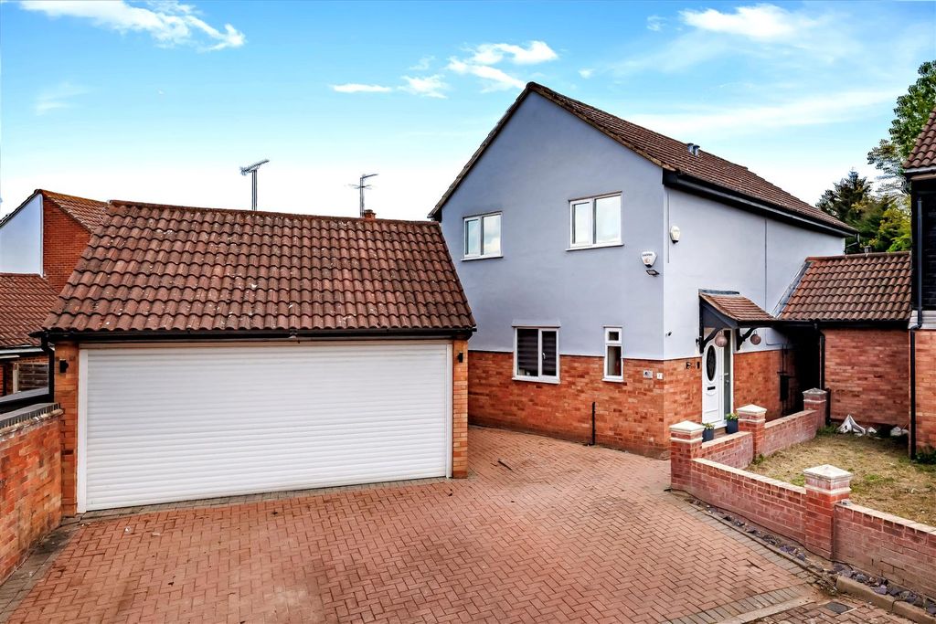 Property photo 1 of 26 Front 1.Jpg