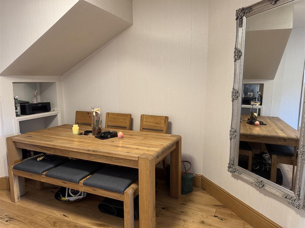 Property photo 3 of 30 Dining Nook