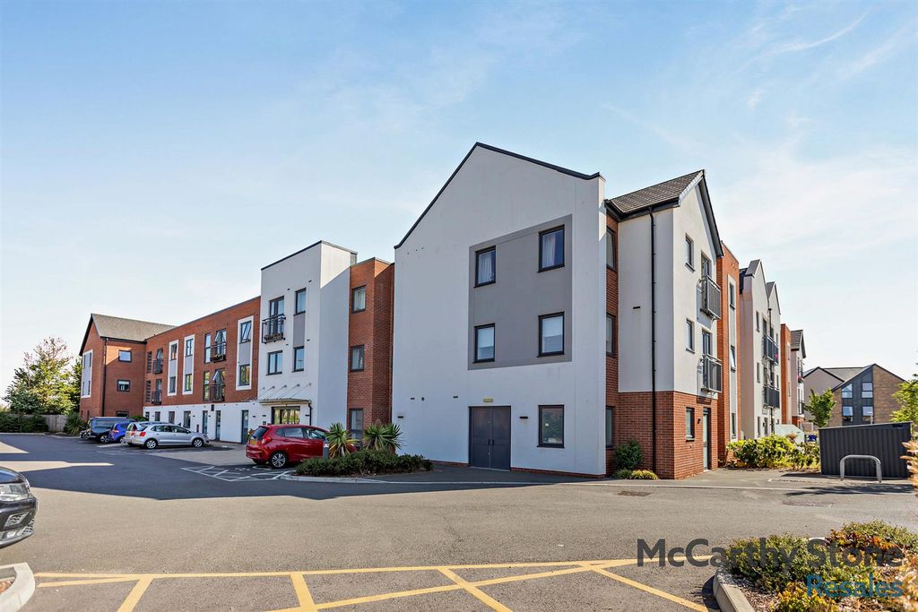 Property photo 1 of 20 Pym Court