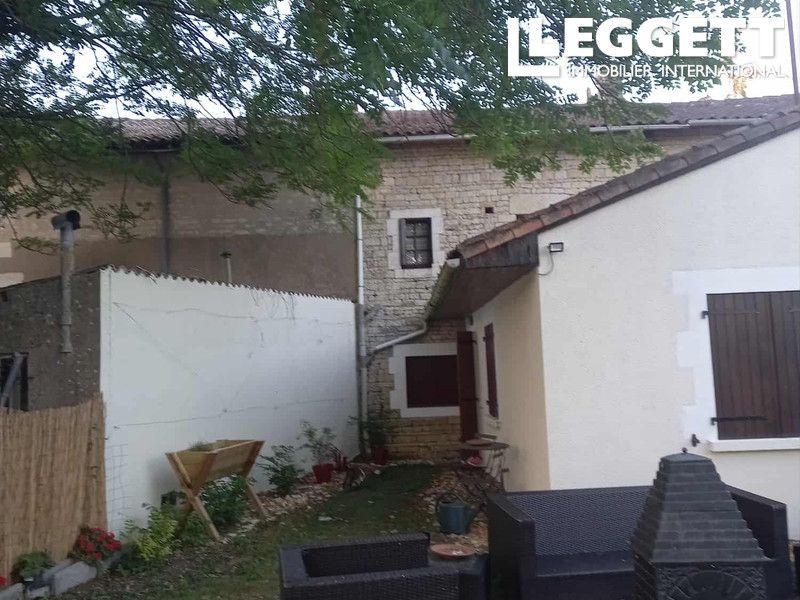 Property photo 3 of 10