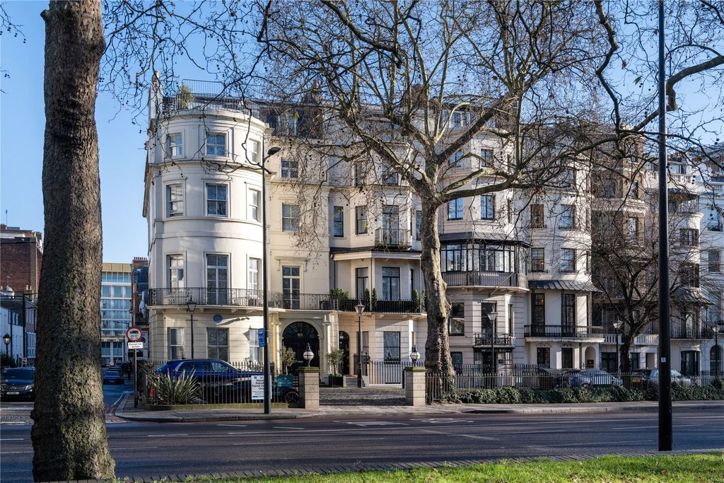 Property photo 2 of 28 Exterior