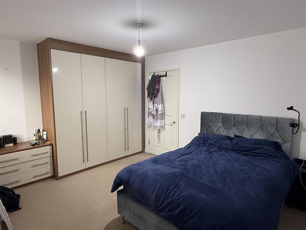 Additional image 13 of 2 bed flat for saleLincoln Road, Peterborough PE1