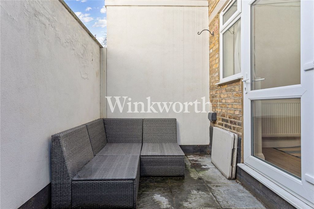 Property photo 3 of 13 Picture No. 11