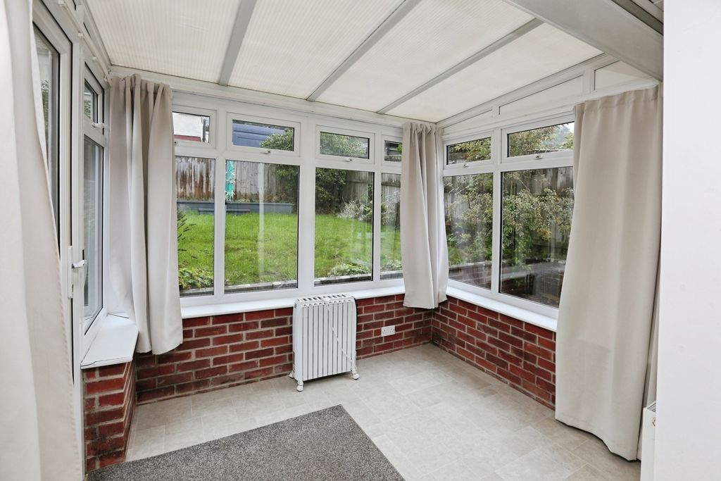 Property photo 3 of 12 Photo