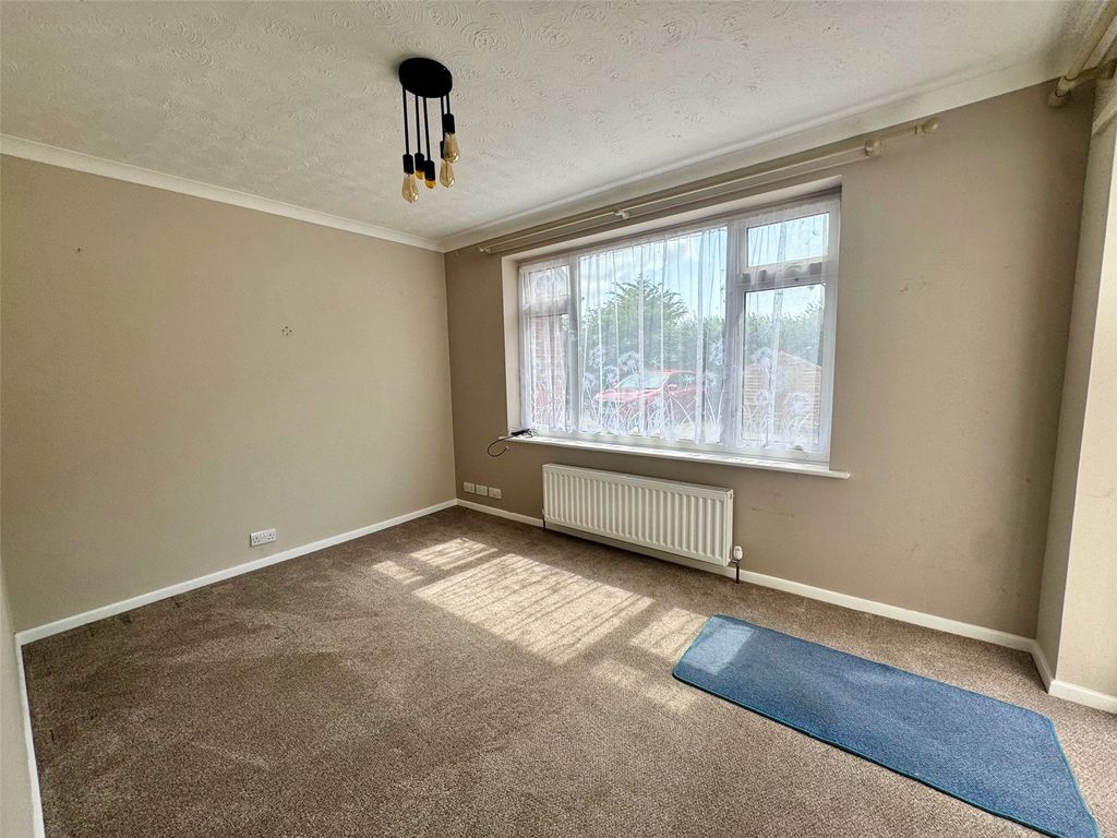 Property photo 3 of 12 Picture No. 28