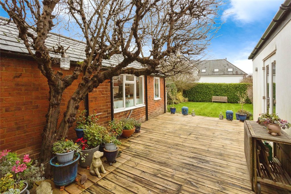 Property photo 3 of 23 Picture No. 03