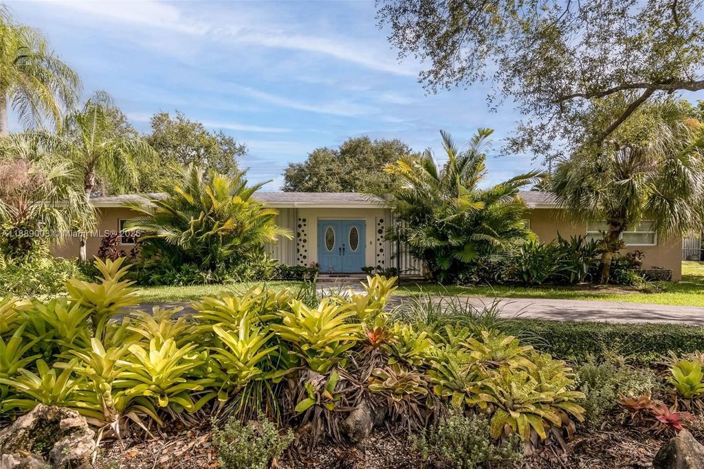 Property photo 1 of 25