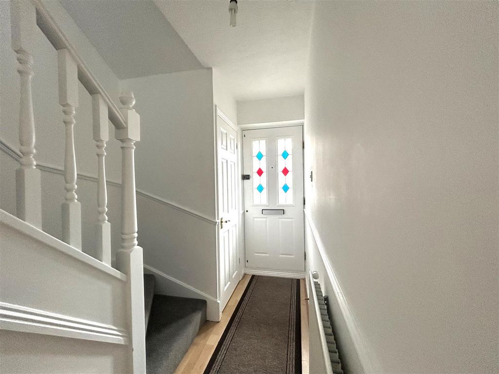 Property photo 3 of 20 Image