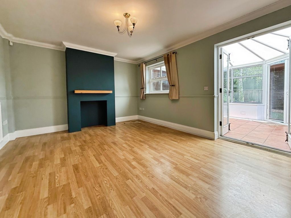 Property photo 3 of 15 4931702