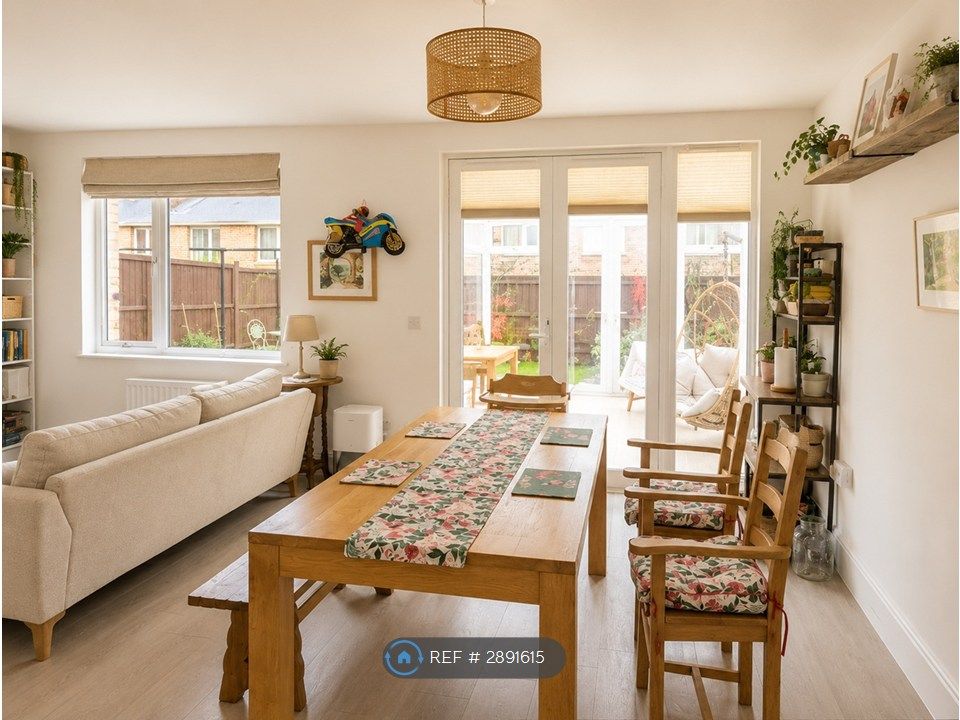 Property photo 1 of 13 Family/Dinning