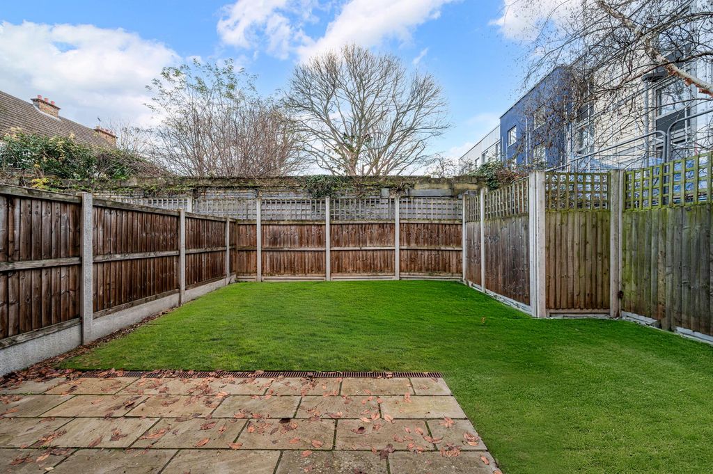 Property photo 2 of 15