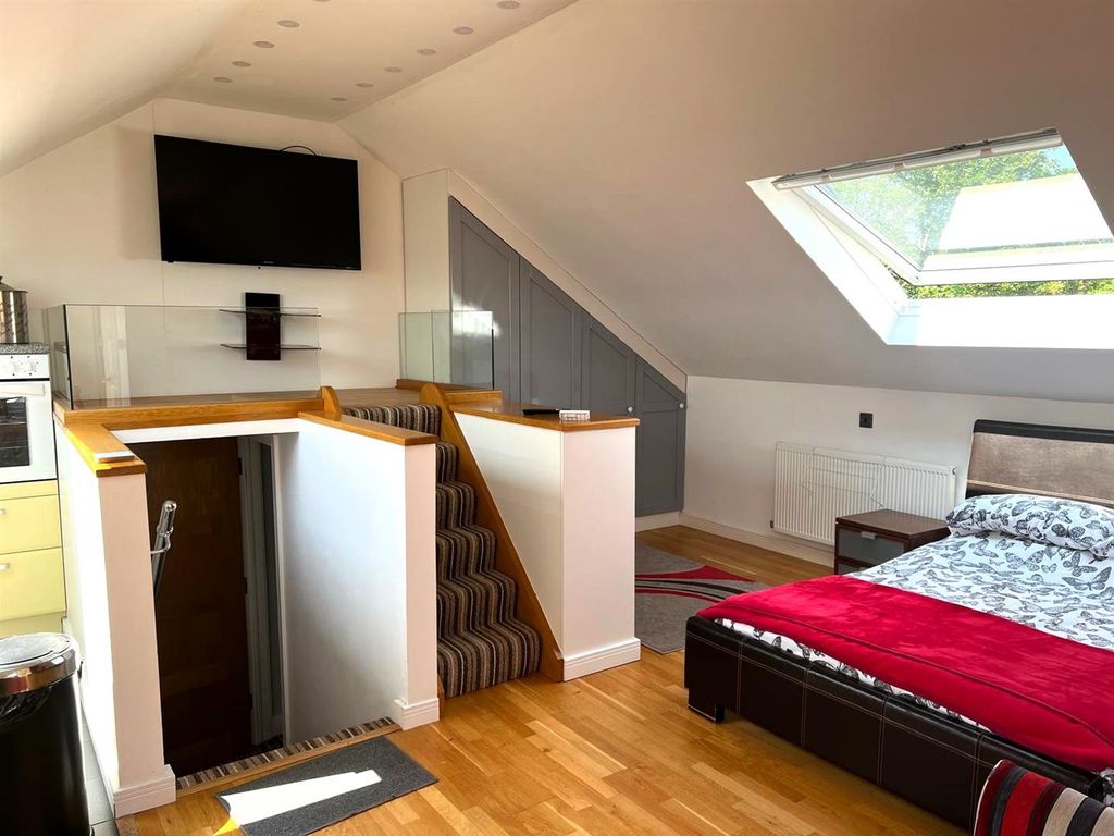 Property photo 2 of 11 2.Jpg