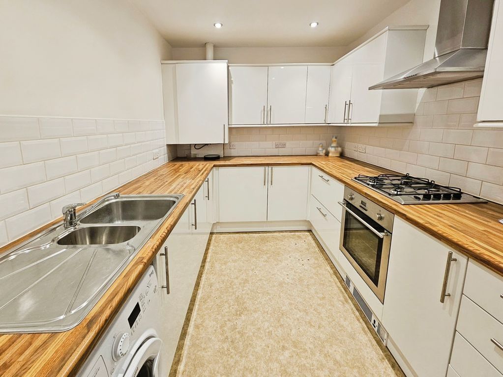 Property photo 3 of 5 Photo 5