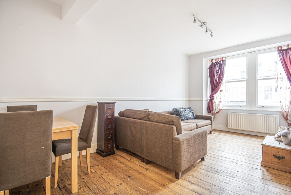 Property photo 2 of 7 681062 (2)
