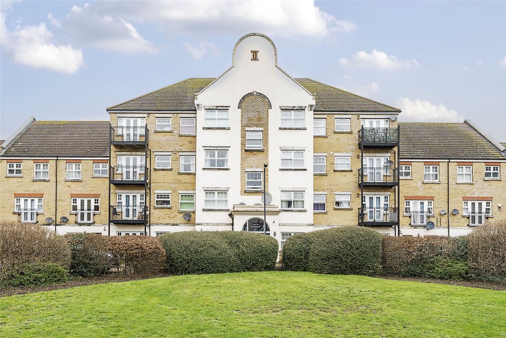 Property photo 2 of 9 Picture No. 11