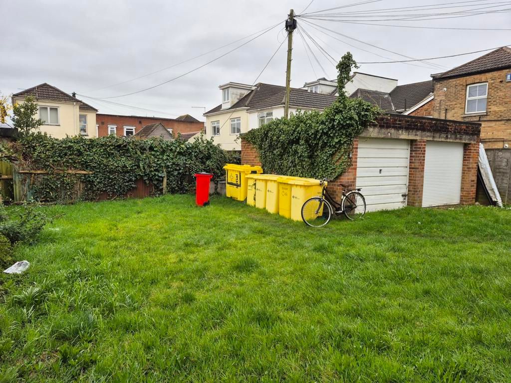 Property photo 2 of 5 Photo 2