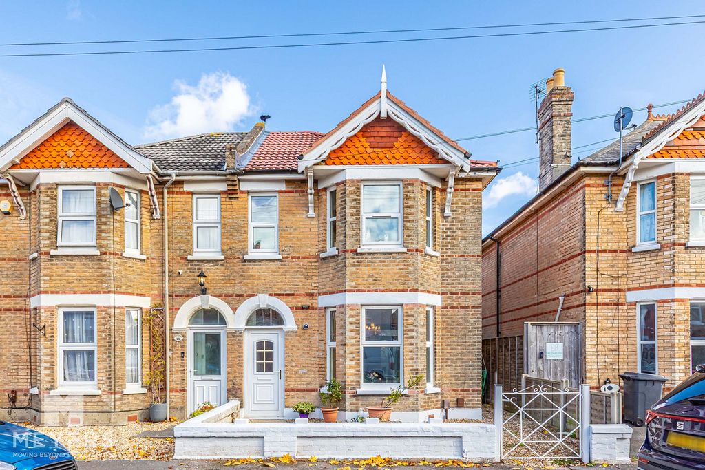 Property photo 1 of 19