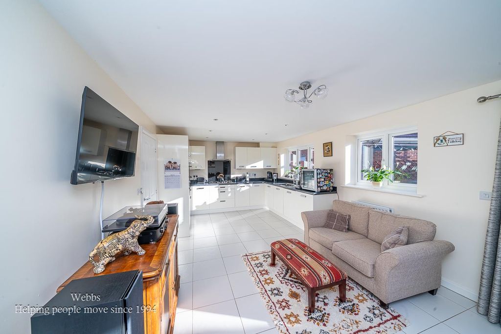 Property photo 3 of 28 Webbs-4.Jpg