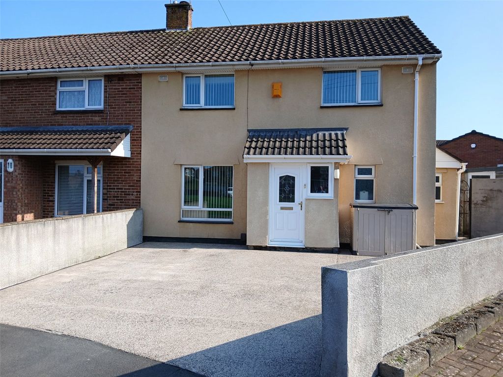 Property photo 2 of 21 Picture No. 24