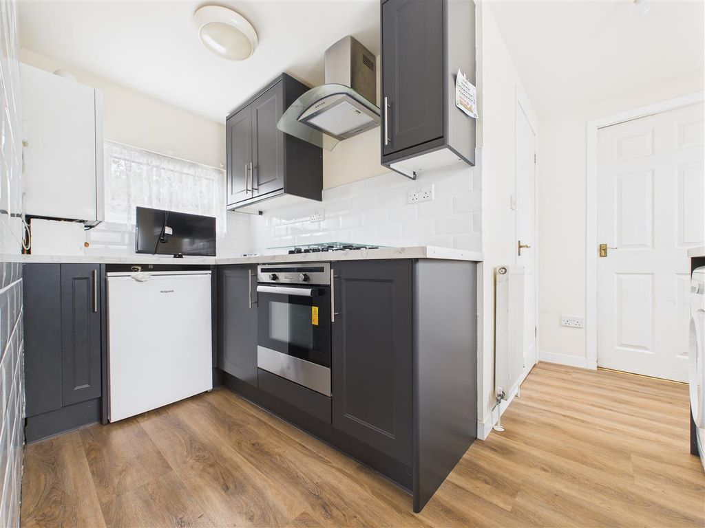 Property photo 2 of 5 Cam02453G0-Pr0105-Still002.Jpg