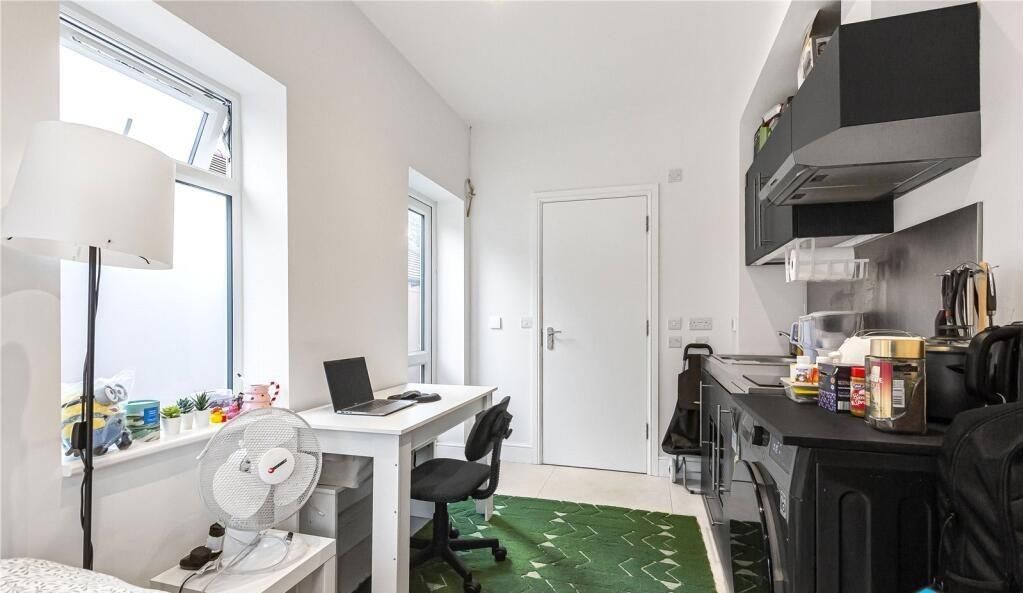 Property photo 2 of 6 Reception Room