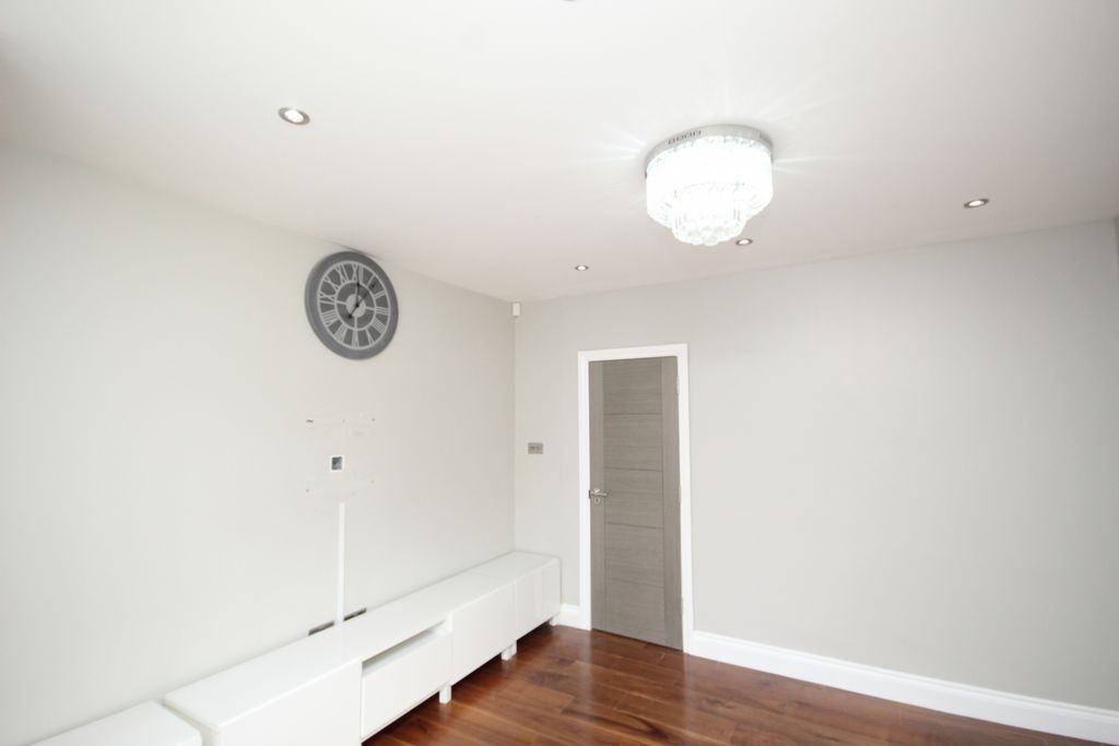 Property photo 2 of 13 Gallery