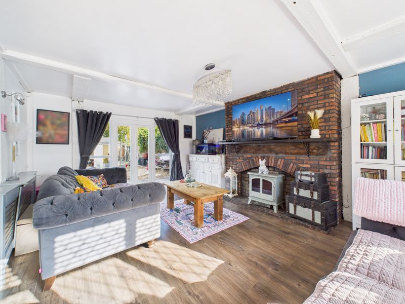 Property photo 3 of 17 Photo 3