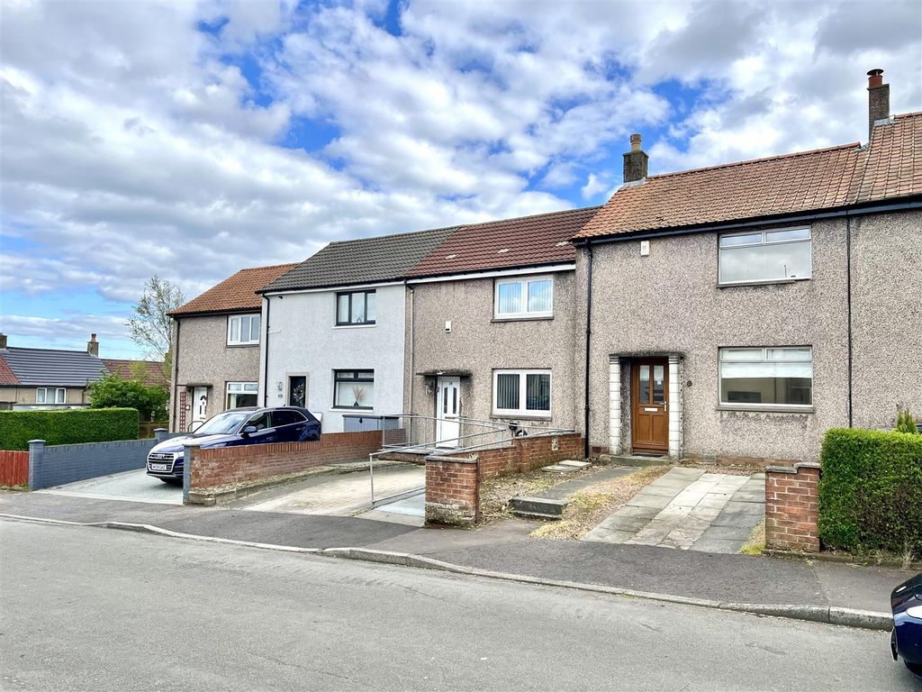 Property photo 1 of 11 Tyndrum Place, Kirkcaldy