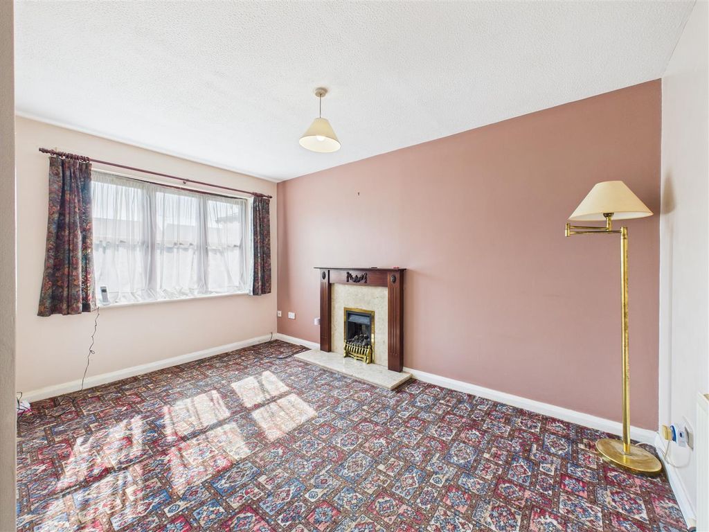 Property photo 2 of 8 Cam05193G0-Pr0006-Still009.Jpg