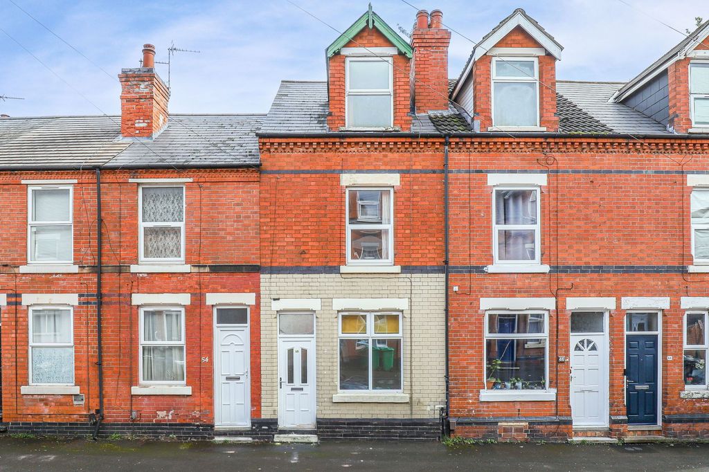 Property photo 1 of 19