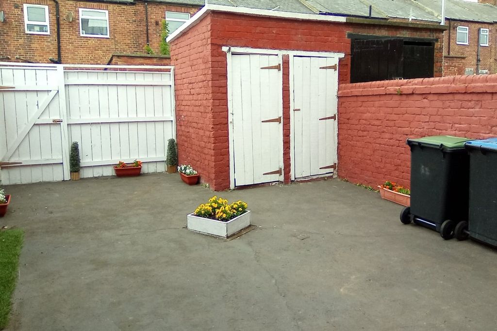 Property photo 3 of 10