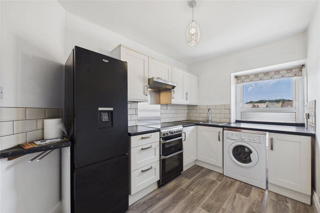 Property photo 2 of 10 Picture No. 08