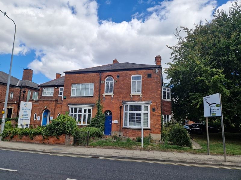 Property photo 1 of 2