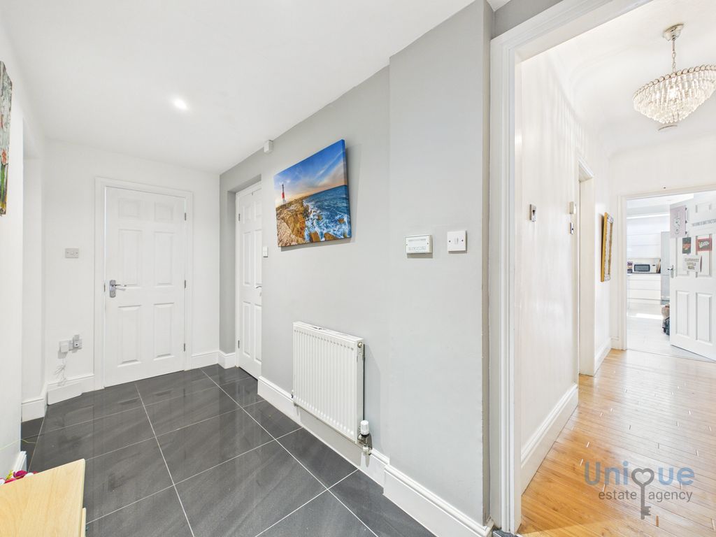 Additional image 13 of 6 bed detached house for salePrinces Way, Fleetwood FY7