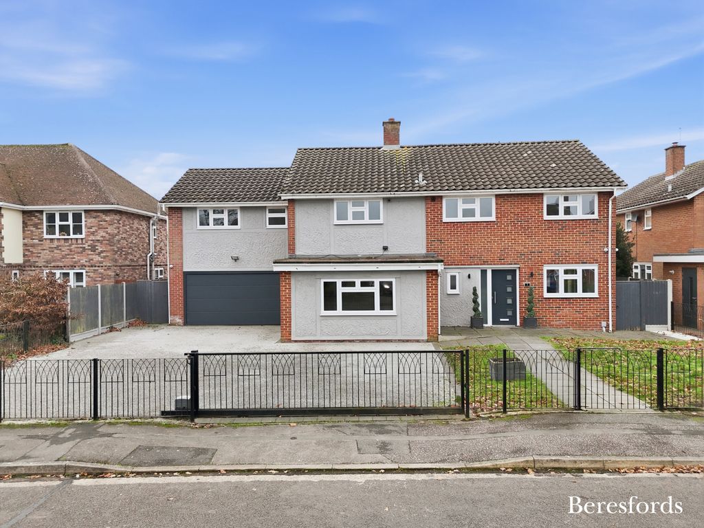 Property photo 1 of 38 Picture No. 23