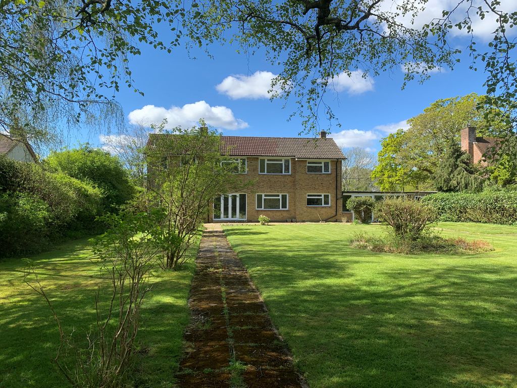 Property photo 3 of 18