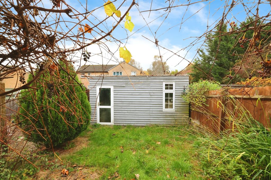 Property photo 2 of 14