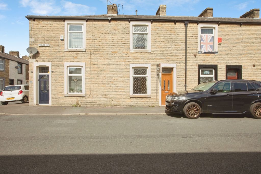 Property photo 1 of 16 Pbox-Img.Jpg