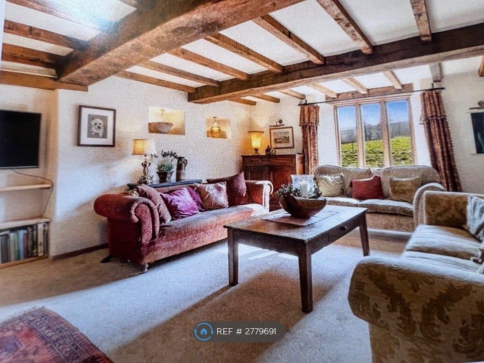 Property photo 3 of 35