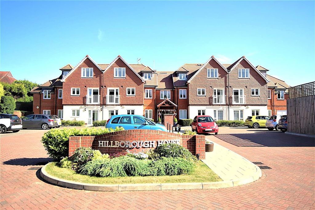 Property photo 1 of 13 15 Hilborough House - Front.Jpg