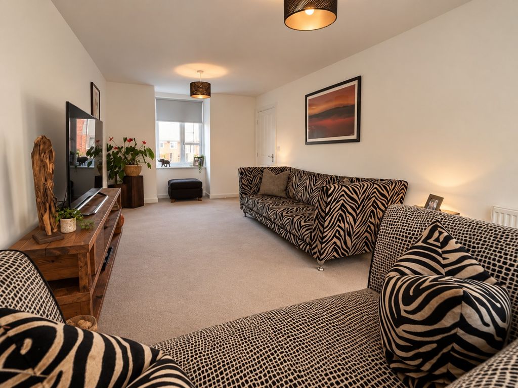 Property photo 2 of 17 5562472