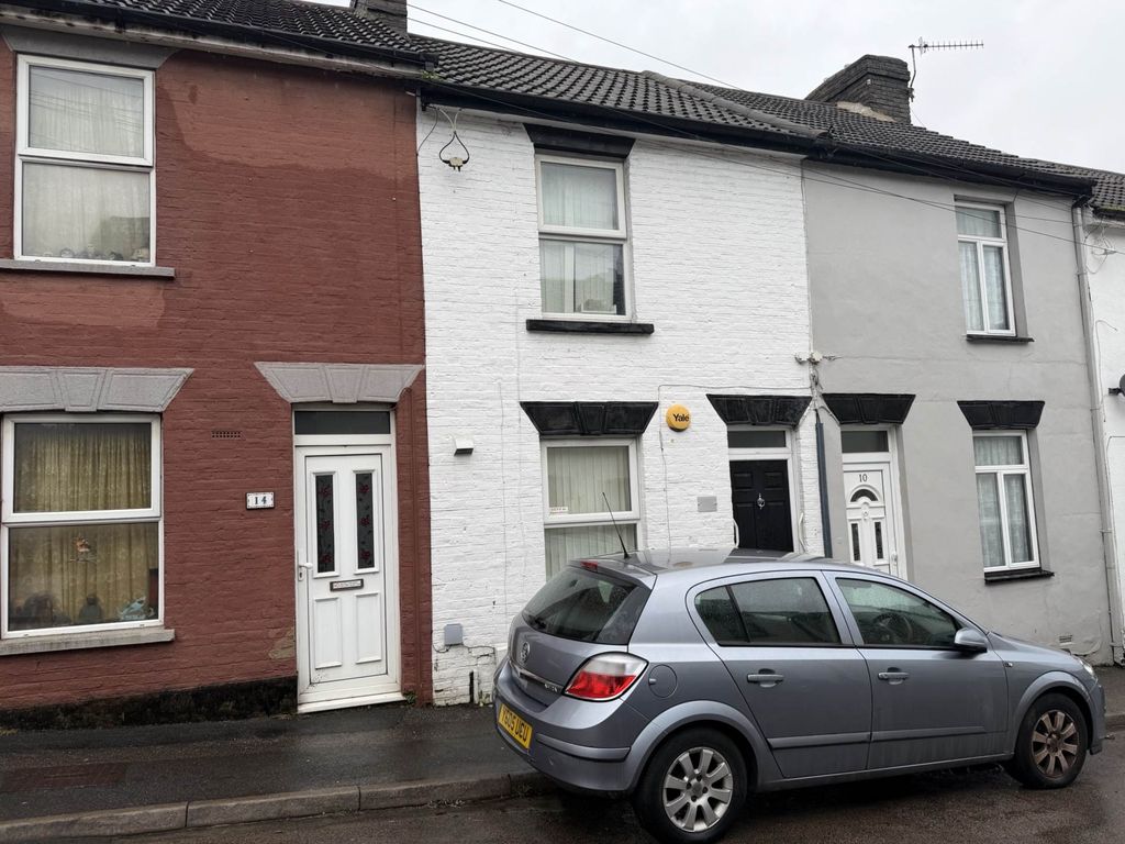 Property photo 1 of 11