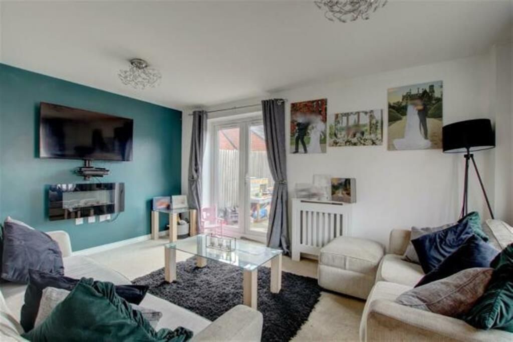 Property photo 2 of 14
