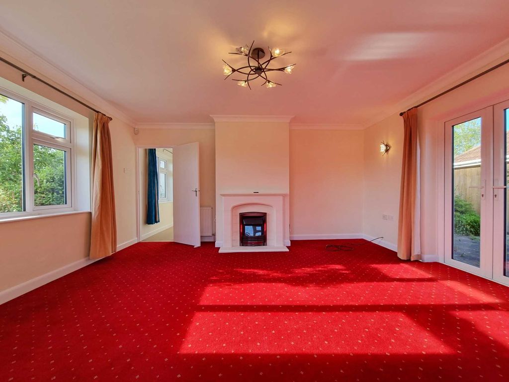 Property photo 1 of 21