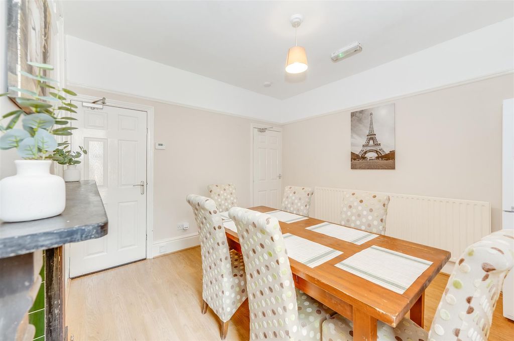 Property photo 2 of 23 Z61_4472.Jpg