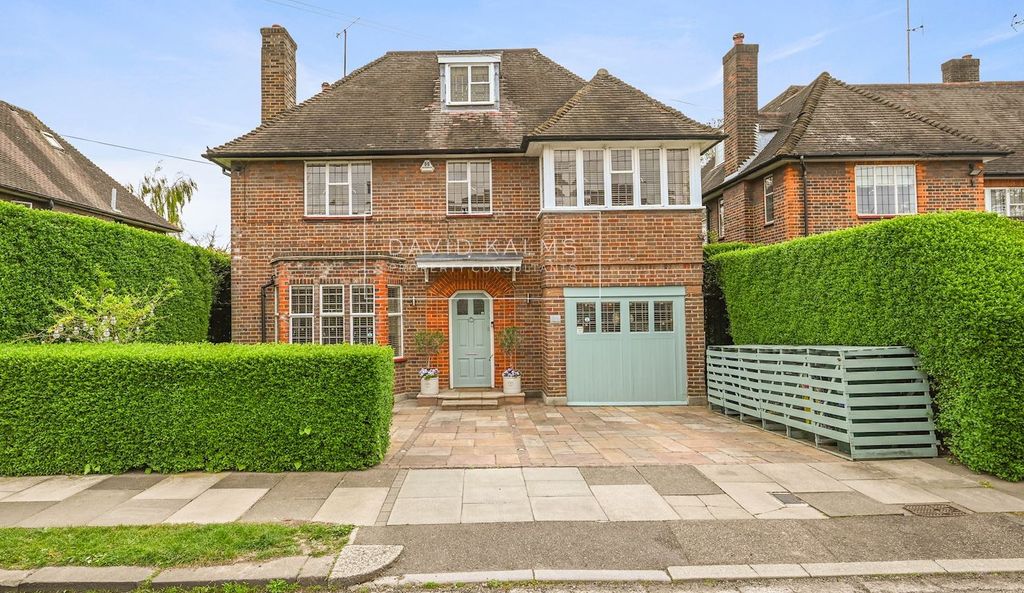 Property photo 1 of 15