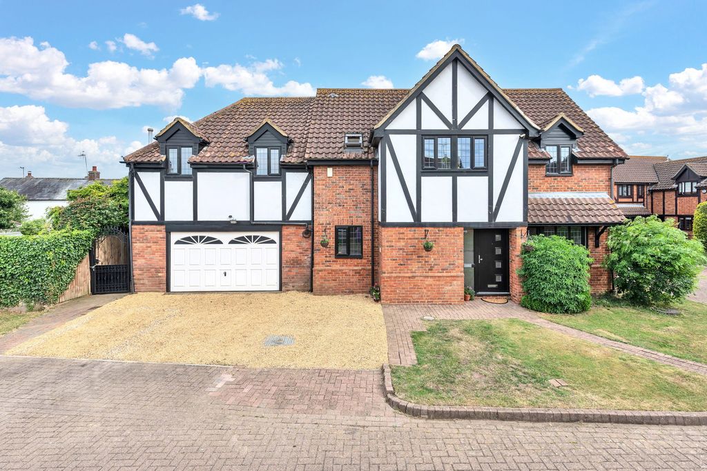 Property photo 1 of 25