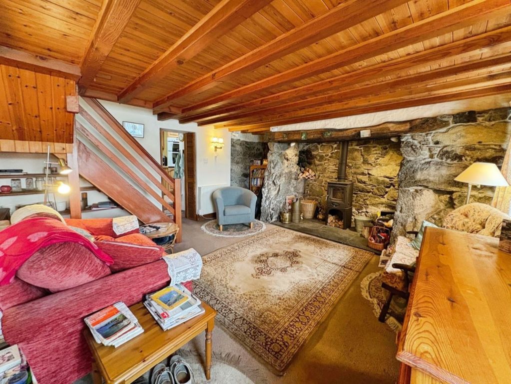Property photo 2 of 23